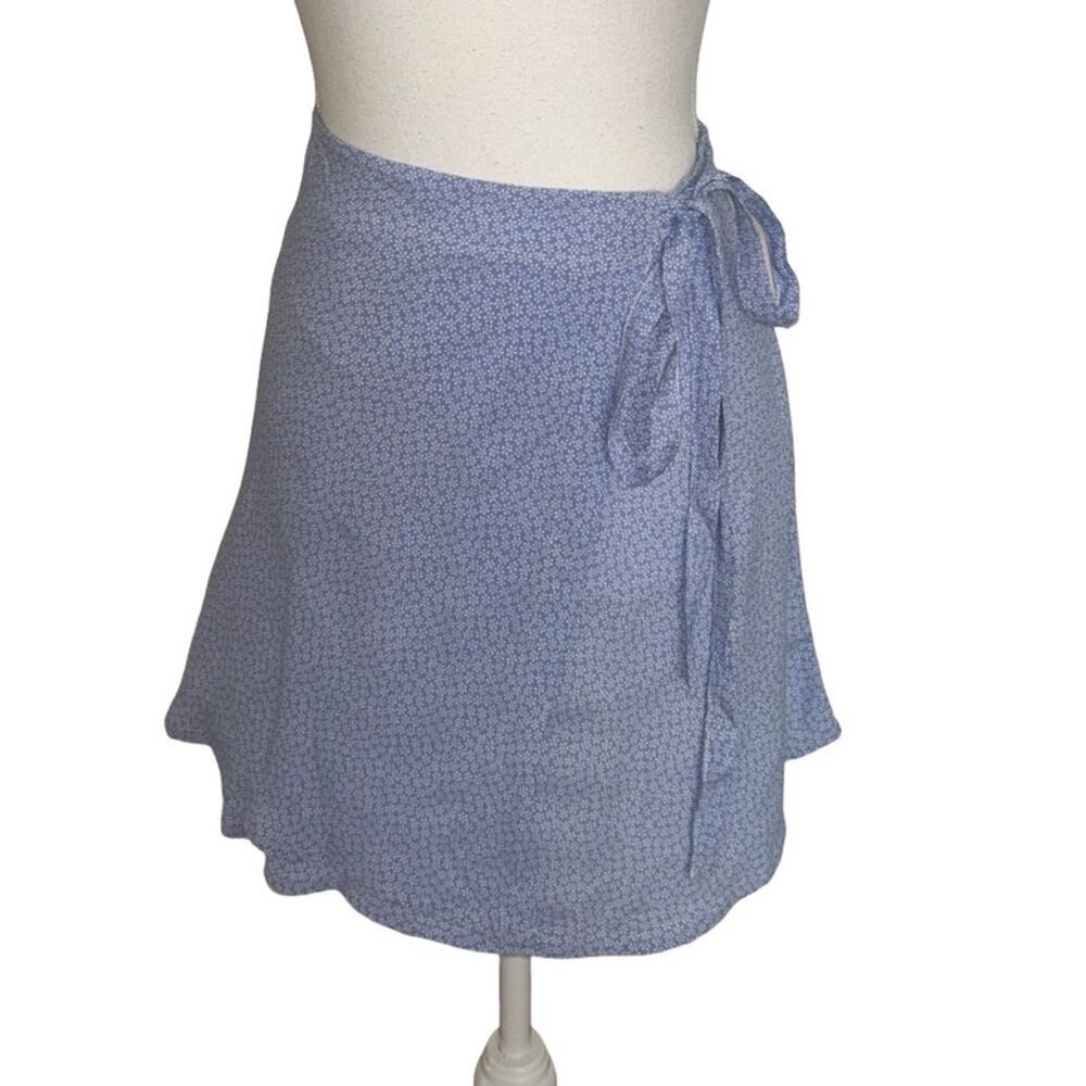 Brandy Melville Micro Floral Wrap Skirt - Made In Italy - Picture 2 of 9